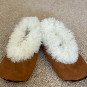 Alpaca Fur Slippers Sz 39 US 8.5